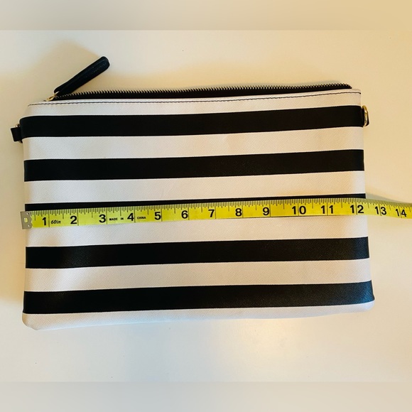 Stripped Black and White Clutch - Picture 5 of 5